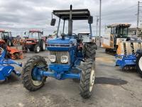 Трактор Ford 10 Series Utility 3910 крыш